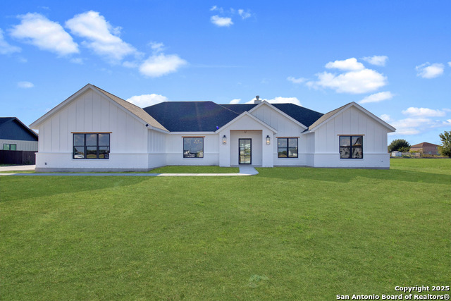 Details for 222 Double Creek, Seguin, TX 78155