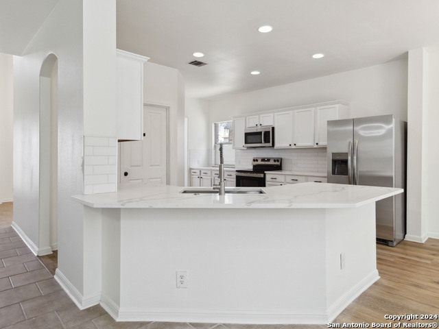 Image 10 of 31 For 1230 Knights Cross