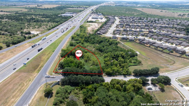 Image 3 of 7 For 2 I35 & Marigold Way