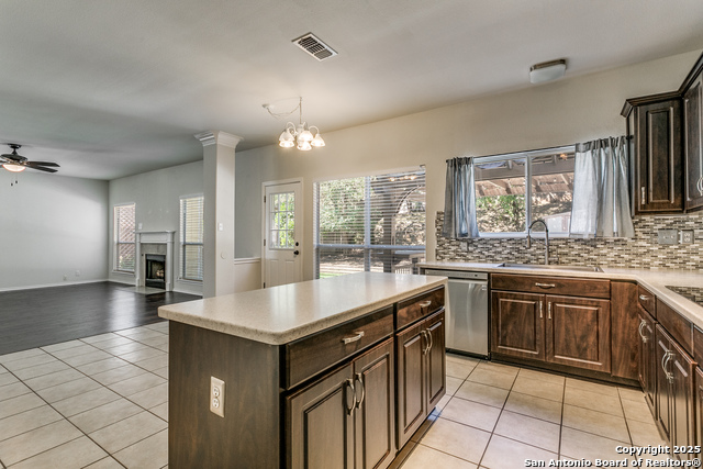 Image 12 of 22 For 2118 High Quest