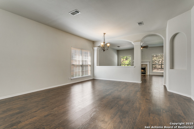 Image 4 of 22 For 2118 High Quest