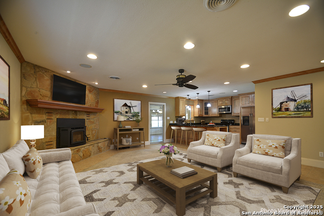 Image 10 of 53 For 416 Valley