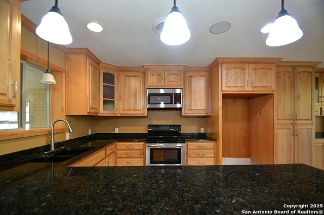 Image 15 of 53 For 416 Valley