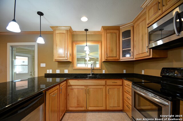 Image 17 of 53 For 416 Valley