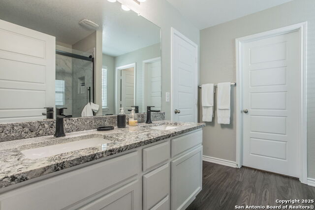 Image 11 of 36 For 7920 Broussard