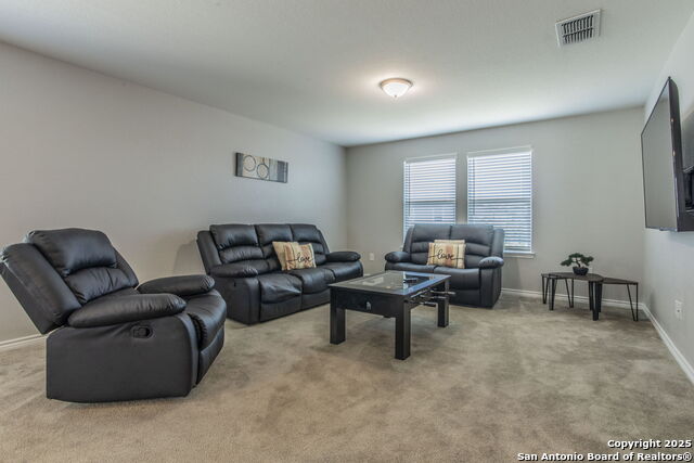 Image 22 of 36 For 7920 Broussard