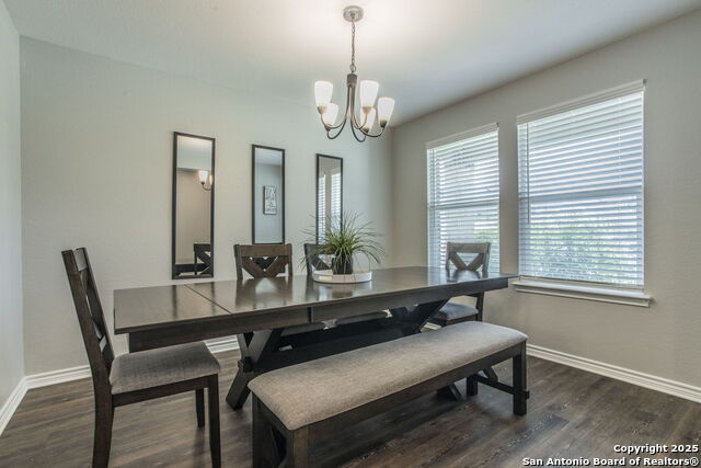 Image 4 of 36 For 7920 Broussard