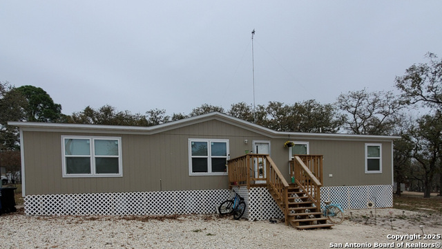 Details for 61 Post Oak A, La Vernia, TX 78121