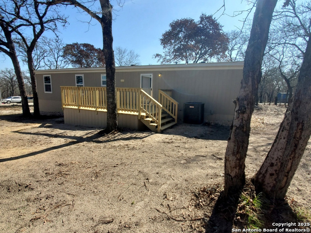 Image 11 of 11 For 61 Post Oak A