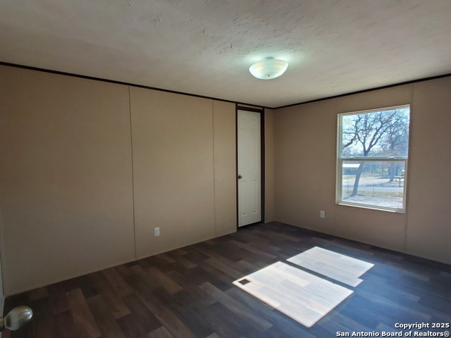 Image 7 of 11 For 61 Post Oak A