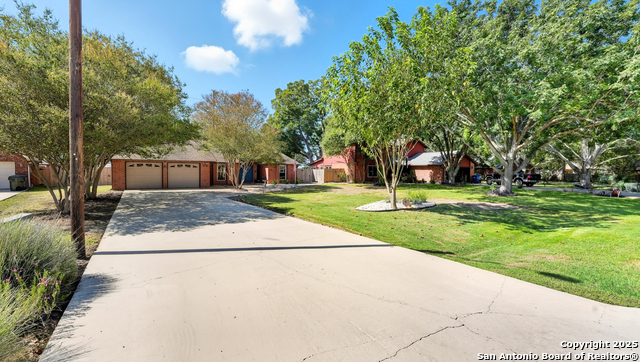 Details for 109 Bobwhite, Seguin, TX 78155