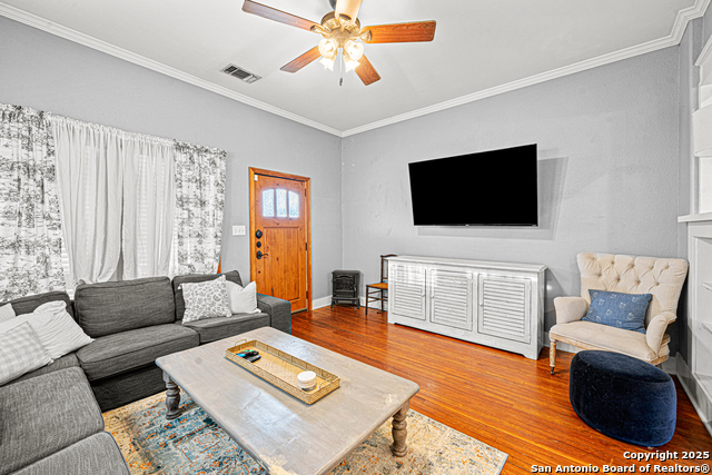 Image 3 of 27 For 514 Laurel E