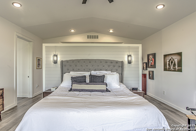 Image 12 of 35 For 2705 Campestres