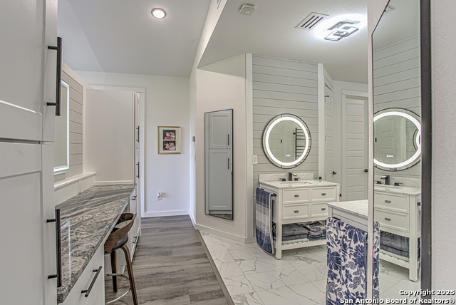 Image 7 of 35 For 2705 Campestres