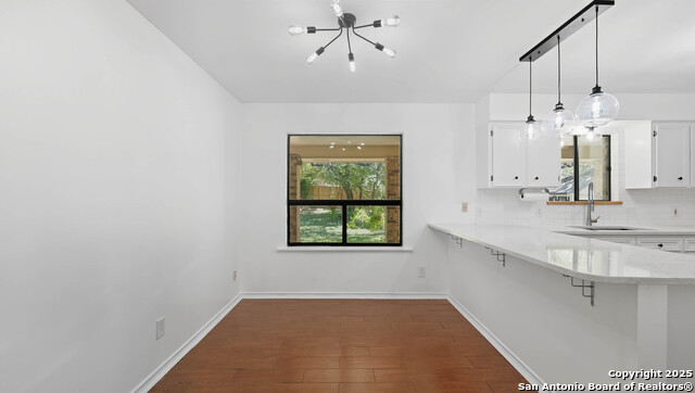 Image 19 of 52 For 530 Oakwood Blvd.