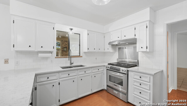 Image 27 of 52 For 530 Oakwood Blvd.