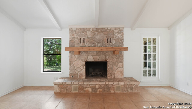 Image 41 of 52 For 530 Oakwood Blvd.