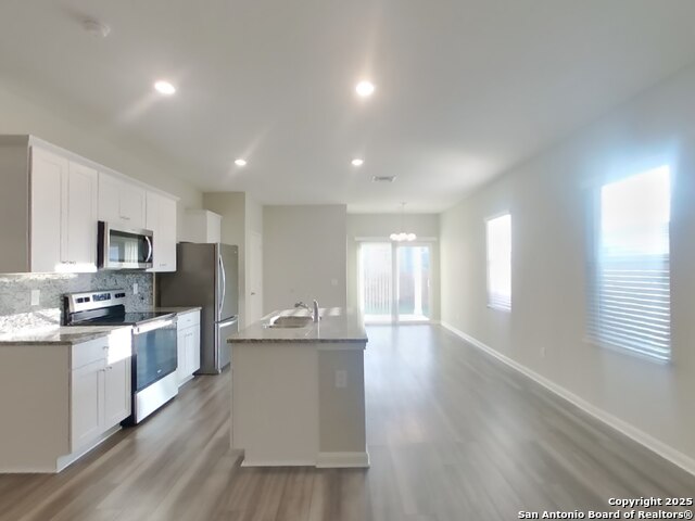 Image 4 of 21 For 14649 Maple Terrace