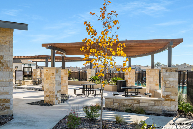 Image 17 of 25 For 13698 Paxton Boulevard