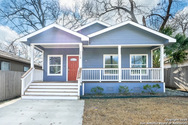 Details for 1118 N Center St, San Antonio, TX 78202