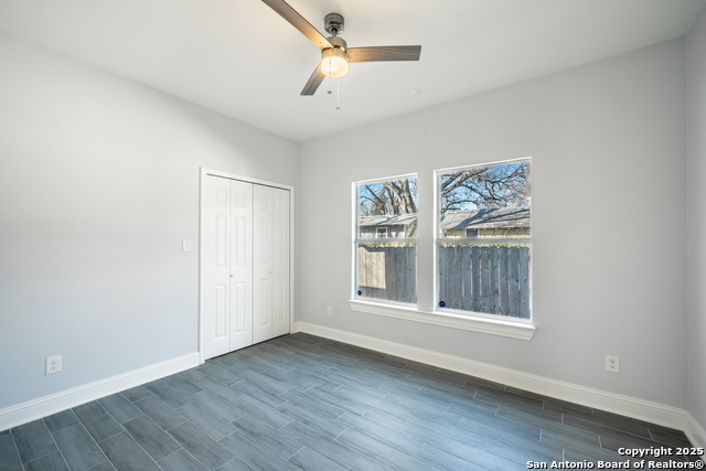 Image 14 of 22 For 1118 N Center St