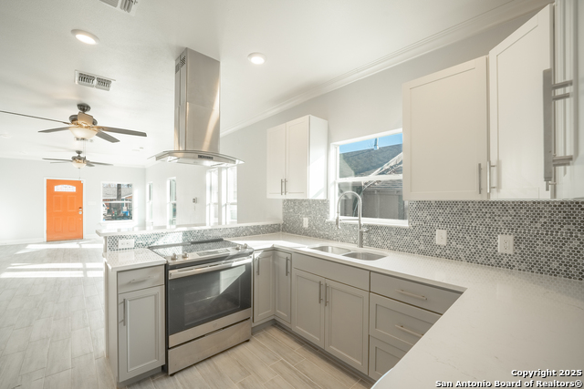 Image 7 of 22 For 1118 N Center St