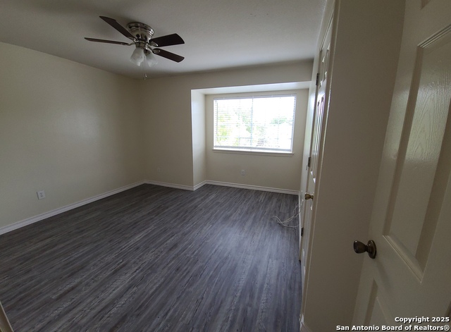 Image 11 of 20 For 806 Sagewood Trl 806