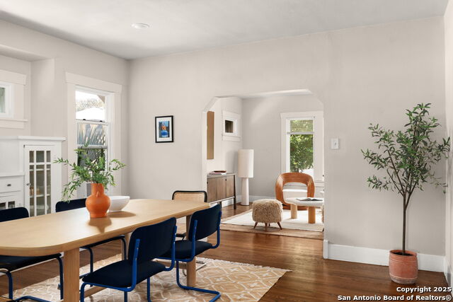 Image 8 of 32 For 502 Courtland