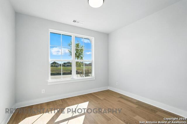 Image 17 of 26 For 8105 Chalk Trace