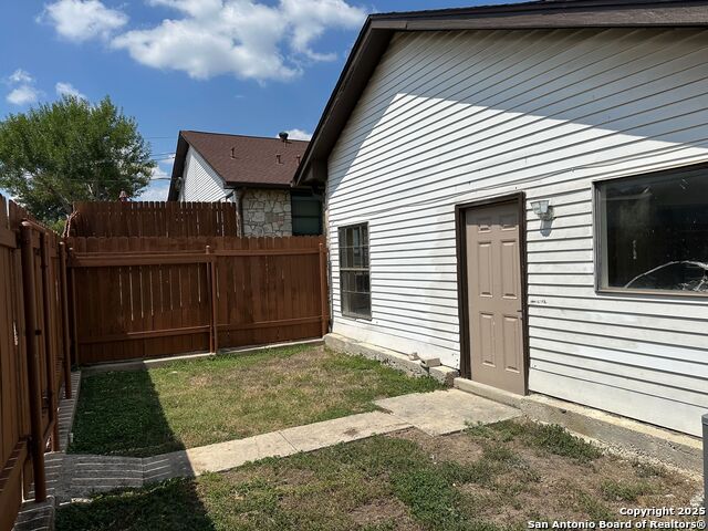 Image 13 of 13 For 603 Oak Park  603