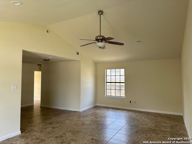 Image 2 of 13 For 603 Oak Park  603