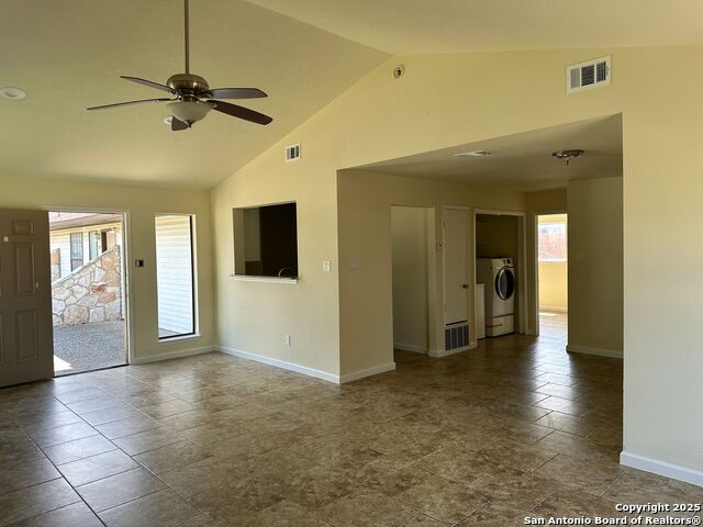 Image 3 of 13 For 603 Oak Park  603