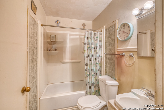 Image 7 of 11 For 1104 Avenue S