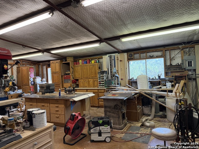 Image 22 of 40 For 344 Cr 341 E