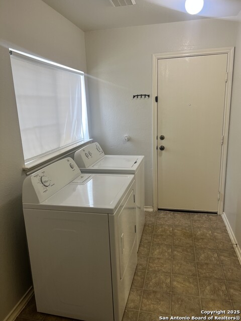 Image 10 of 25 For 5119 Terrace Wood