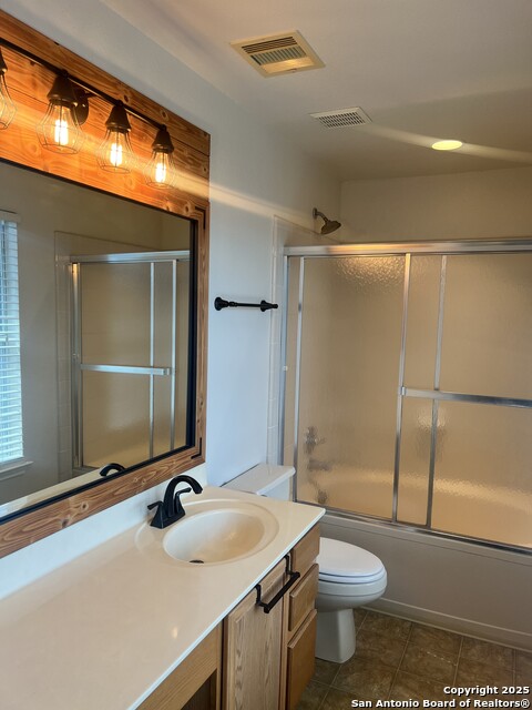 Image 21 of 25 For 5119 Terrace Wood