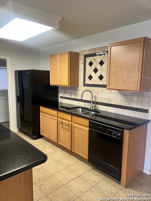 Image 7 of 25 For 5119 Terrace Wood