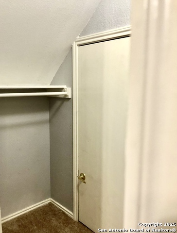 Listing photo id 8 for 9135 Rue De Lis