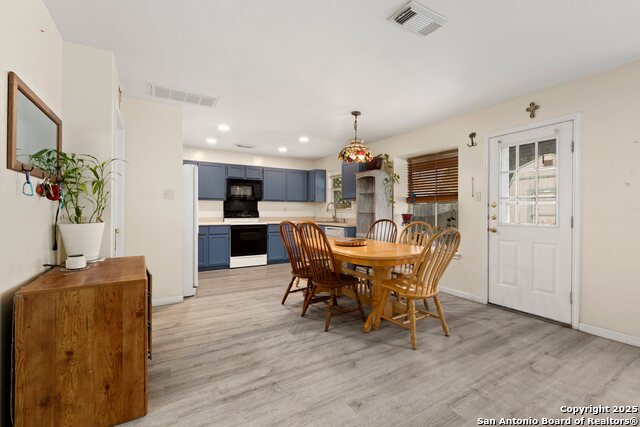 Image 8 of 33 For 719 Leopard