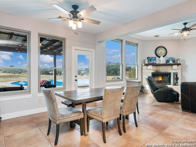 Image 16 of 62 For 272 Schaper