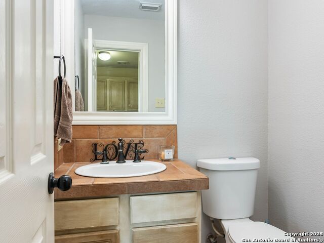 Image 31 of 62 For 272 Schaper