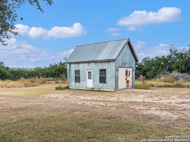 Image 39 of 62 For 272 Schaper