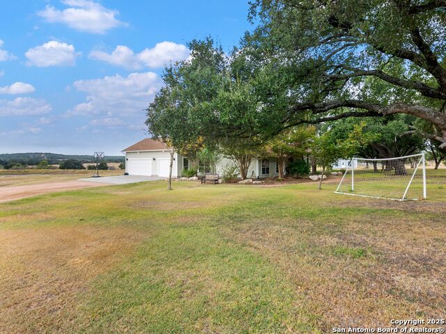 Image 9 of 62 For 272 Schaper