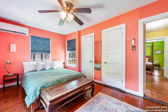 Image 16 of 29 For 513 Rosewood W