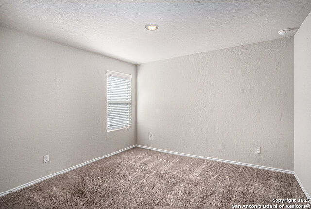 Image 13 of 16 For 10410 Varmus Dr