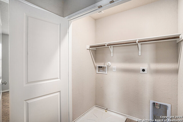 Image 15 of 16 For 10410 Varmus Dr