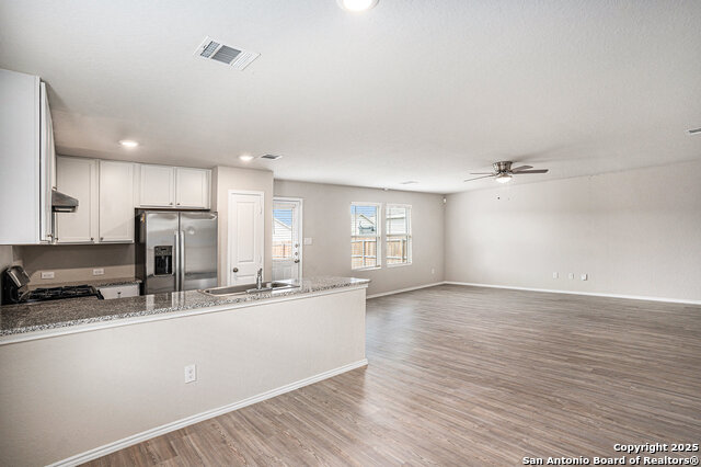 Image 3 of 16 For 10410 Varmus Dr