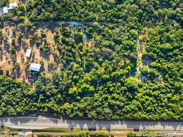 Details for 110 Moellering, Fredericksburg, TX 78624