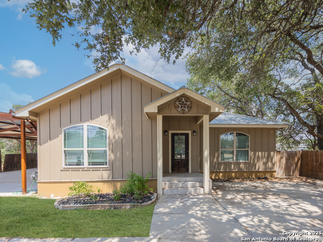Details for 104 Viewpoint, Poteet, TX 78065