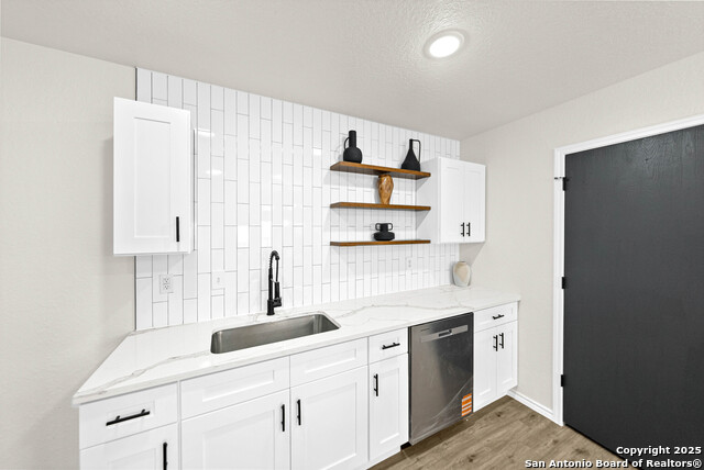 Listing photo id 10 for 6619 Highland Grass